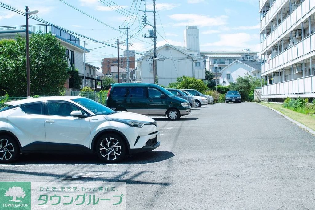 駐車場　駐車場