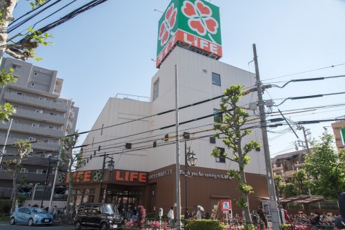 スーパー　ライフ 新大塚店（スーパー）まで597m