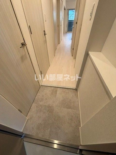 スプランディッド新金岡の玄関写真