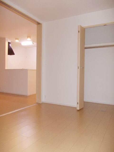 その他部屋・スペース　収納付き洋室