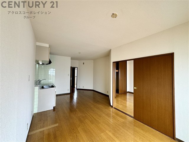 居室・リビング　角部屋住戸で過ごしやすくてオススメです！