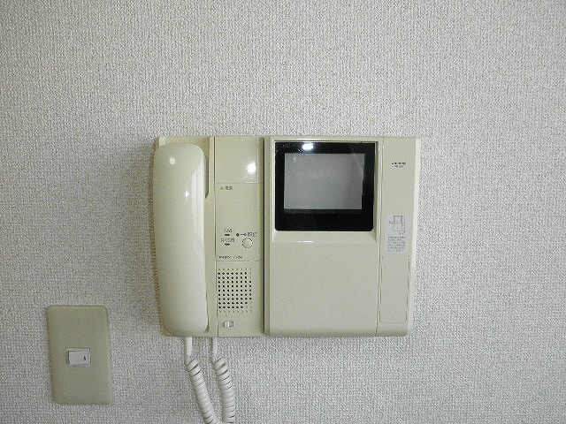 セキュリティ　モニター付きインターホン