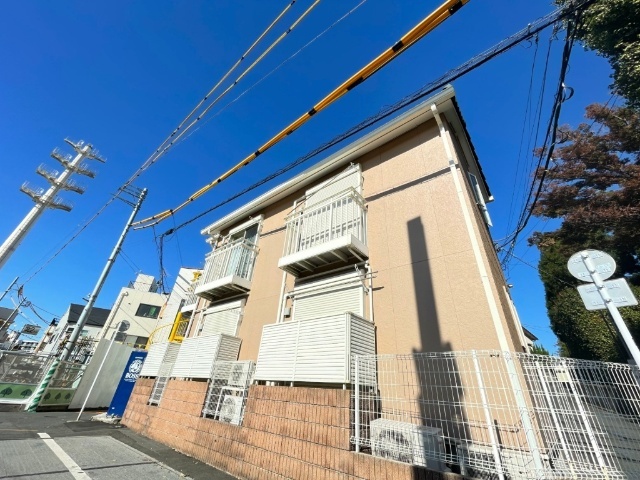 建物外観　全部屋南向きで日当たり良好です
