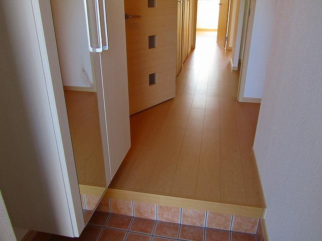 玄関　きれいな玄関です