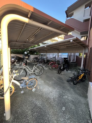 ローレルIZUMIの外観写真