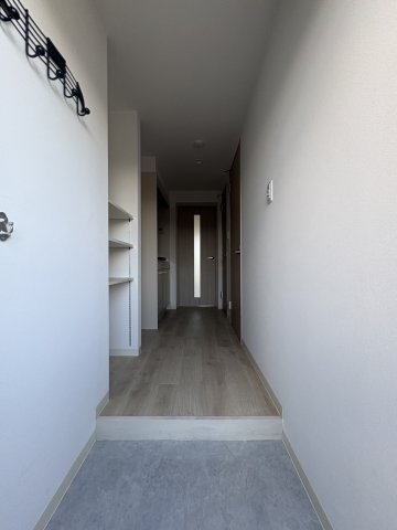 ルストーレ西宮北口1の玄関写真