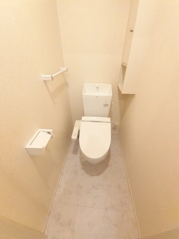 トイレ　シンプルで使いやすいトイレです
