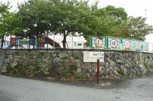 幼稚園・保育園　上峰幼稚園（幼稚園・保育園）まで850m