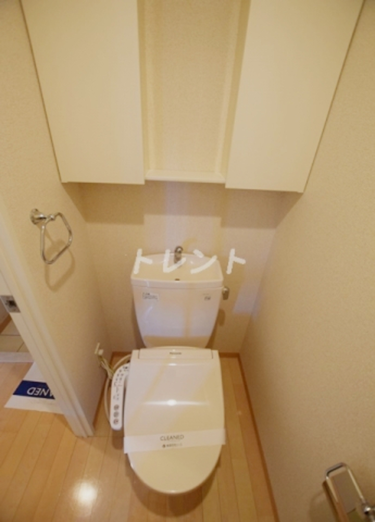 都営新宿線 浜町駅 徒歩4分 10階建 築22年のトイレ写真