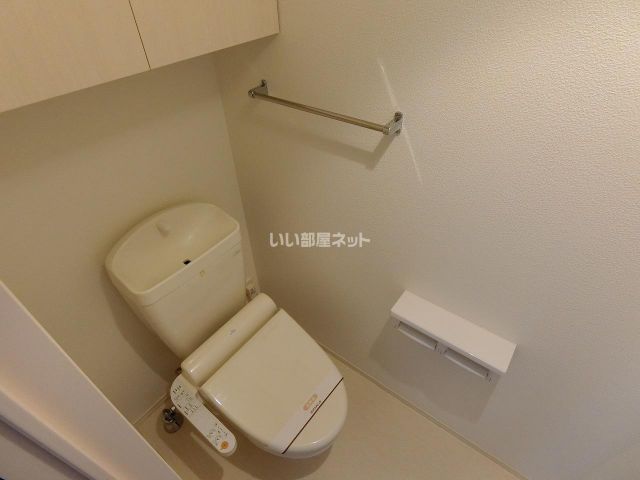 ＪＲ水戸線 結城駅 徒歩22分 2階建 築13年のトイレ写真