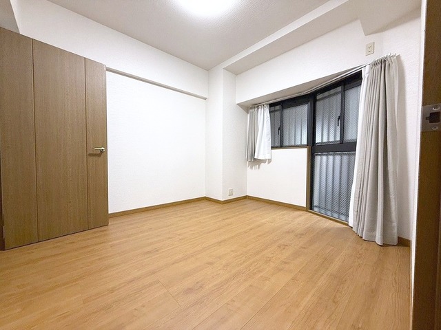 その他部屋・スペース　洋室約５．５帖