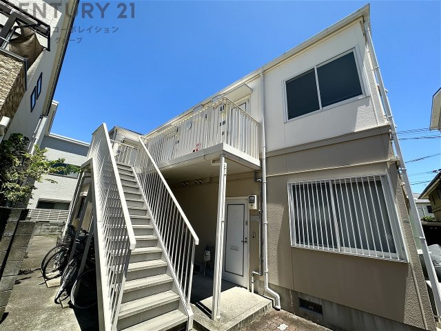 建物外観　閑静な住宅地♪専用庭付き♪