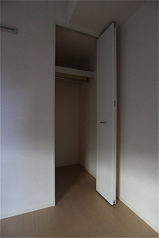 収納　写真準備中の為、同じ物件の違うお部屋の写他の号室の写真を使用