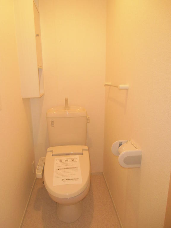 ＪＲ山陽本線 東加古川駅 徒歩18分 2階建 築16年のトイレ写真