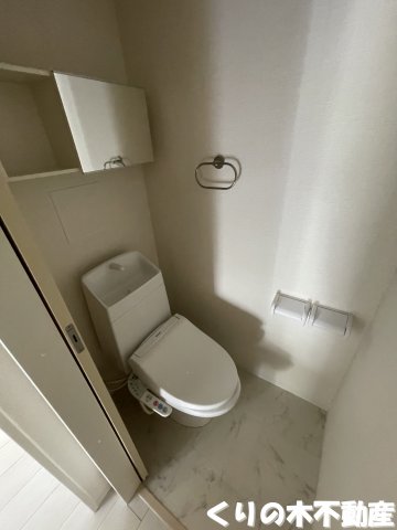 トイレ　トイレもきれいです