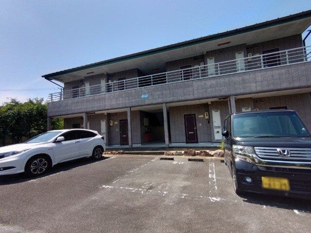 浜松市浜名区細江町気賀のアパートの建物外観