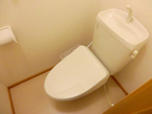 【メゾン　ド　セゾンAのトイレ】