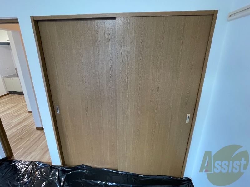 収納　収納は和室にある押入れをご使用ください。