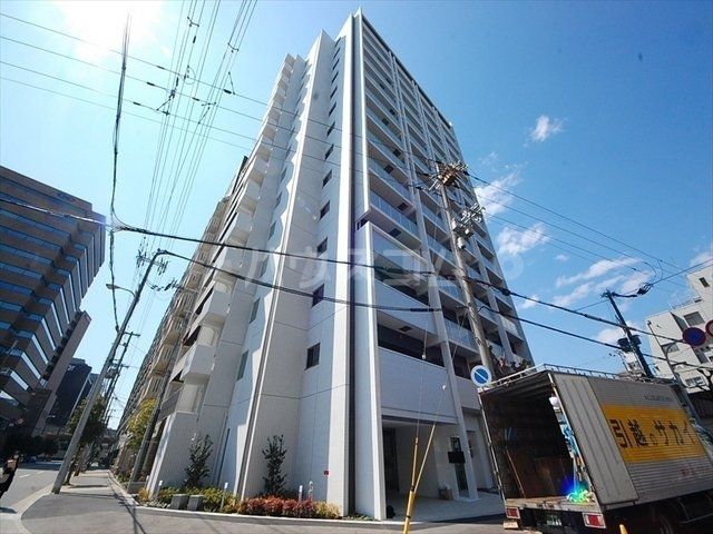 プログレッセ新大阪の建物外観