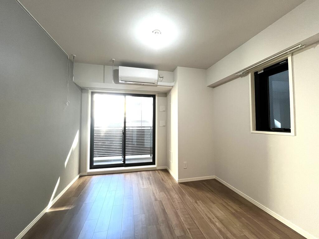 居室・リビング　洗練のグレートーンで暮らす穏やぎの居室