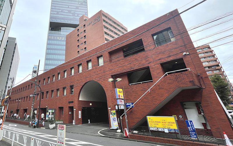 渋谷区代々木のマンションの建物外観