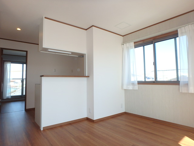 居室・リビング　同メーカー施工物件内装写真参照