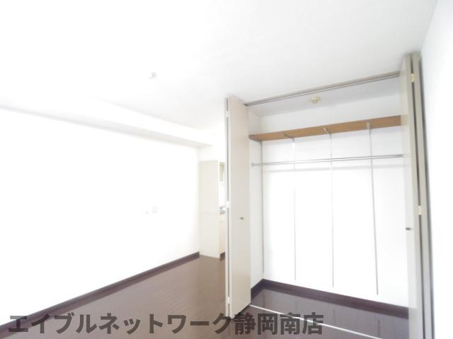 収納　オープンクローゼットタイプに変更となります。