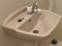 洗面設備　設備・仕様は号室により異なる為、現況を優先致します。