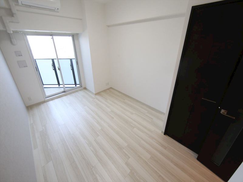 居室・リビング　洋室8.0帖　クローゼット付