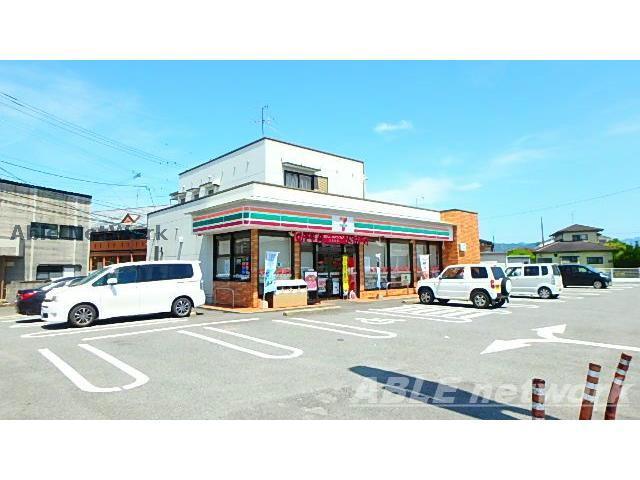 コンビニ　セブンイレブン八代築添町店（コンビニ）まで1123m