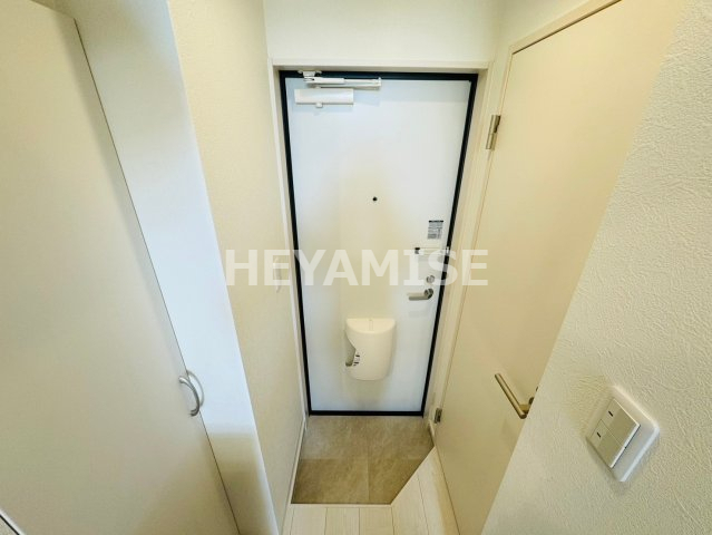 玄関　※同物件同間取の写真です※