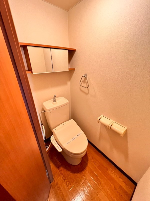 トイレ　※同物件別号室
