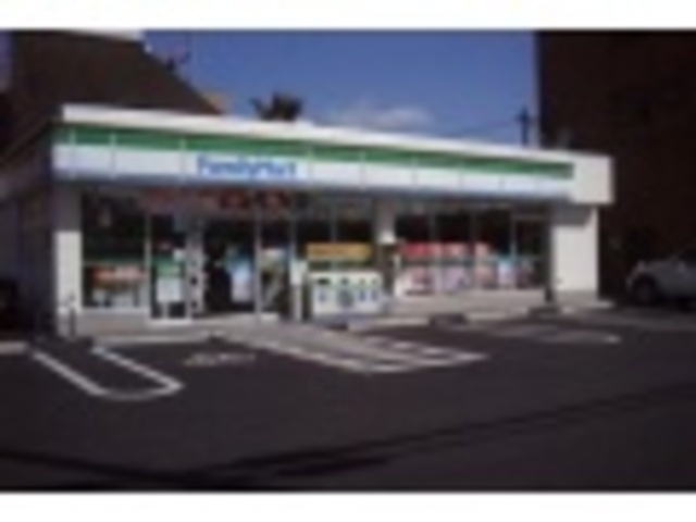 コンビニ　ファミリーマート　姫路土山二丁目（コンビニ）まで474m