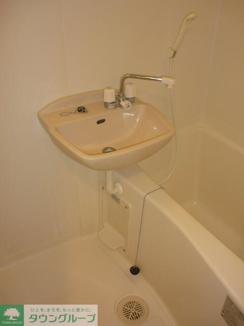 バス・シャワールーム　洗面