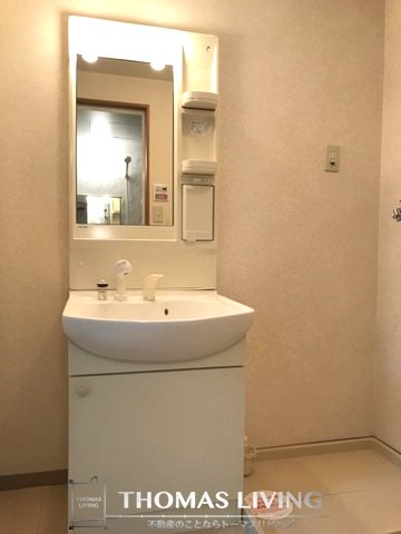 洗面設備　洗面台御座いますよ。