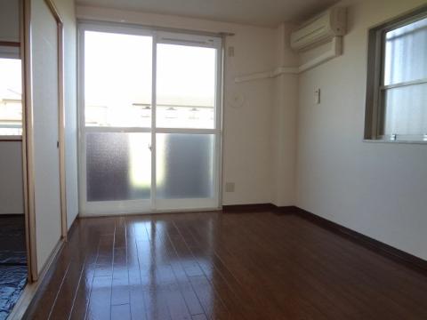 居室・リビング　洋室