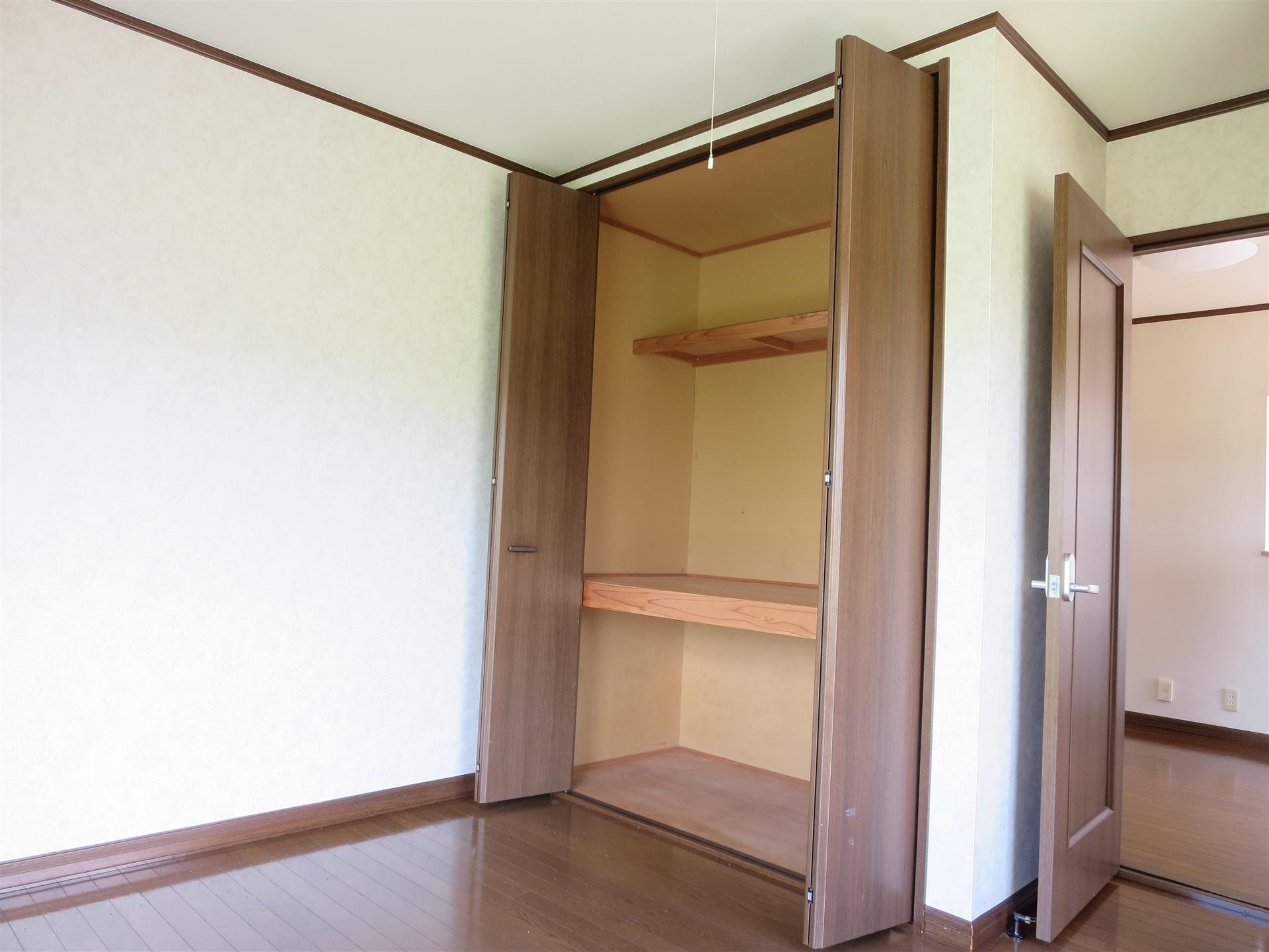 収納　クローゼット