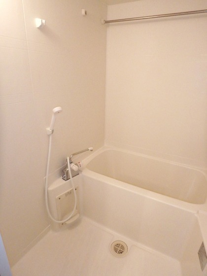 バス・シャワールーム　※他号室の写真です。
