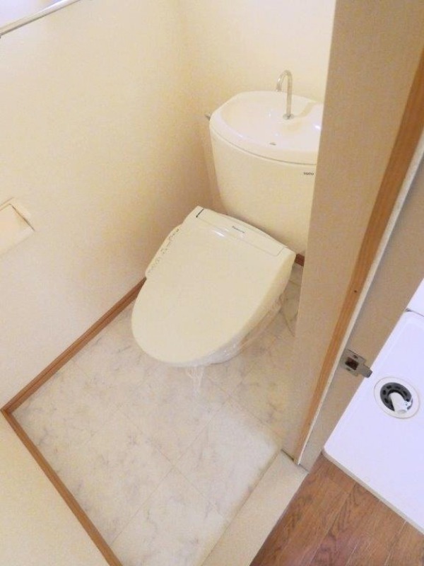 トイレ　図面と現状に相違がある場合には現状を優先