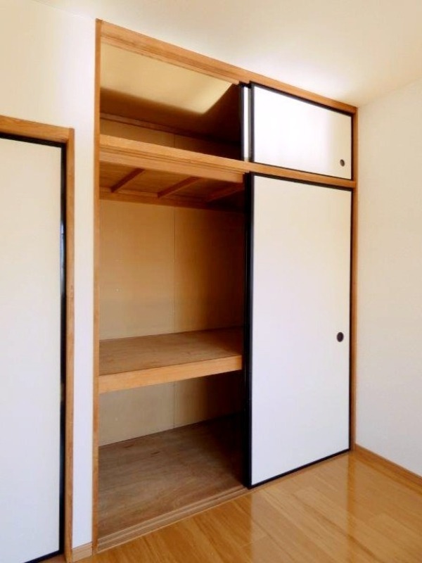 収納　図面と現状に相違がある場合には現状を優先