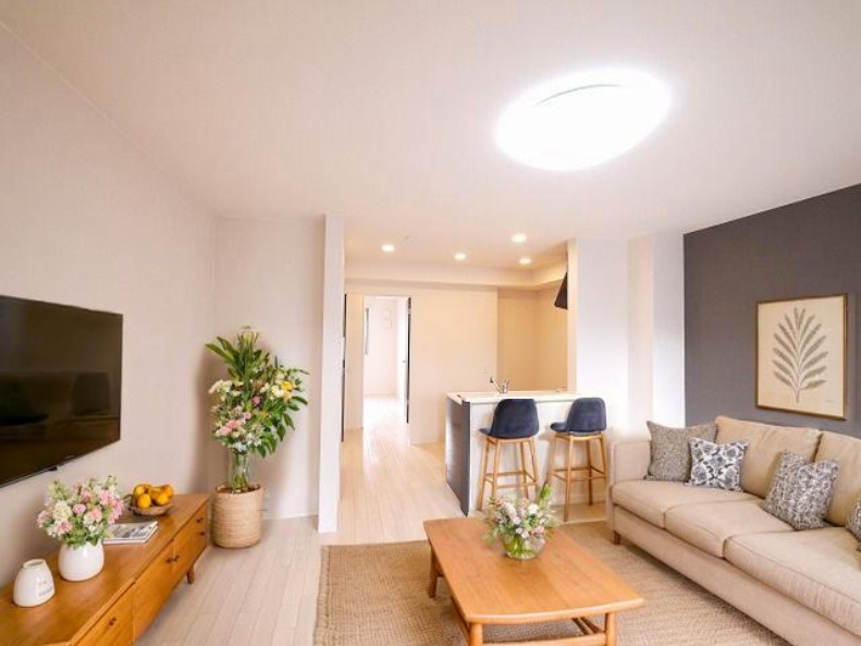 居室・リビング　CGで家具等を配置したもので家具等は含まれません