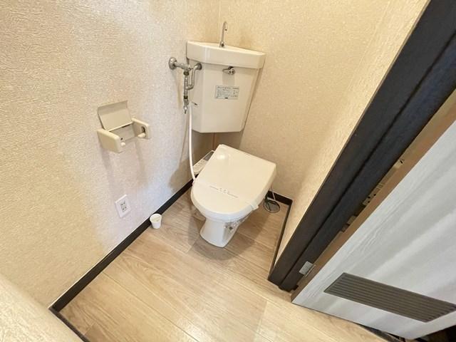 トイレ　トイレ