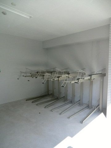 その他共有部分　駐輪場あり