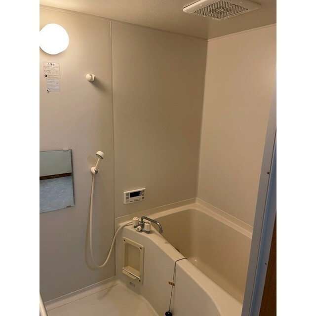 バス・シャワールーム　お風呂です。