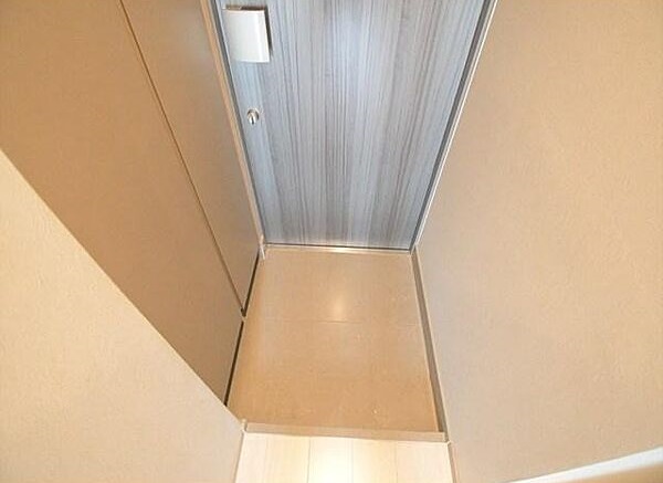 玄関　別部屋参考画像