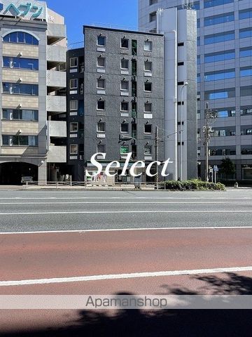 コンビニ　ファミリーマート横浜栄町店（コンビニ）まで520m