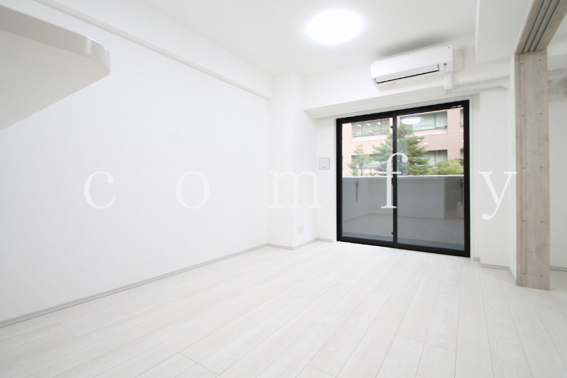 居室・リビング　１１．２帖のリビング