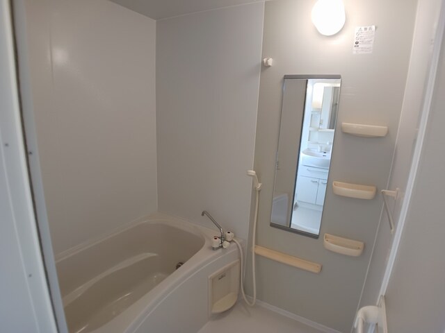 バス・シャワールーム　バス