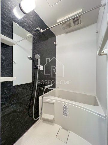 バス・シャワールーム　同マンション別部屋：参考写真