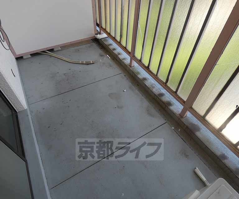 バルコニー　広めのバルコニーです。